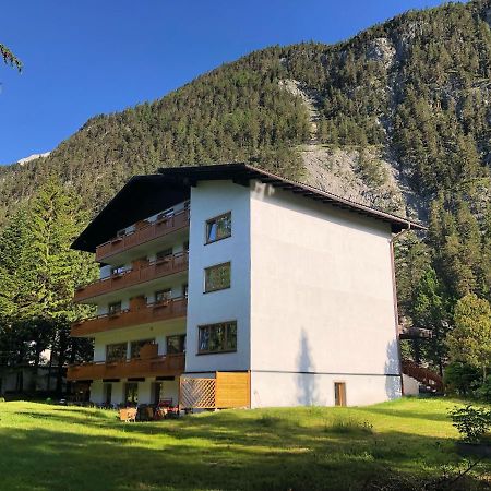 Karwendel-Lodge シャルニッツ エクステリア 写真