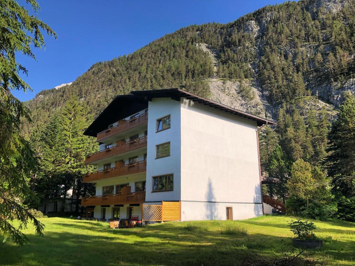 Karwendel-Lodge シャルニッツ エクステリア 写真