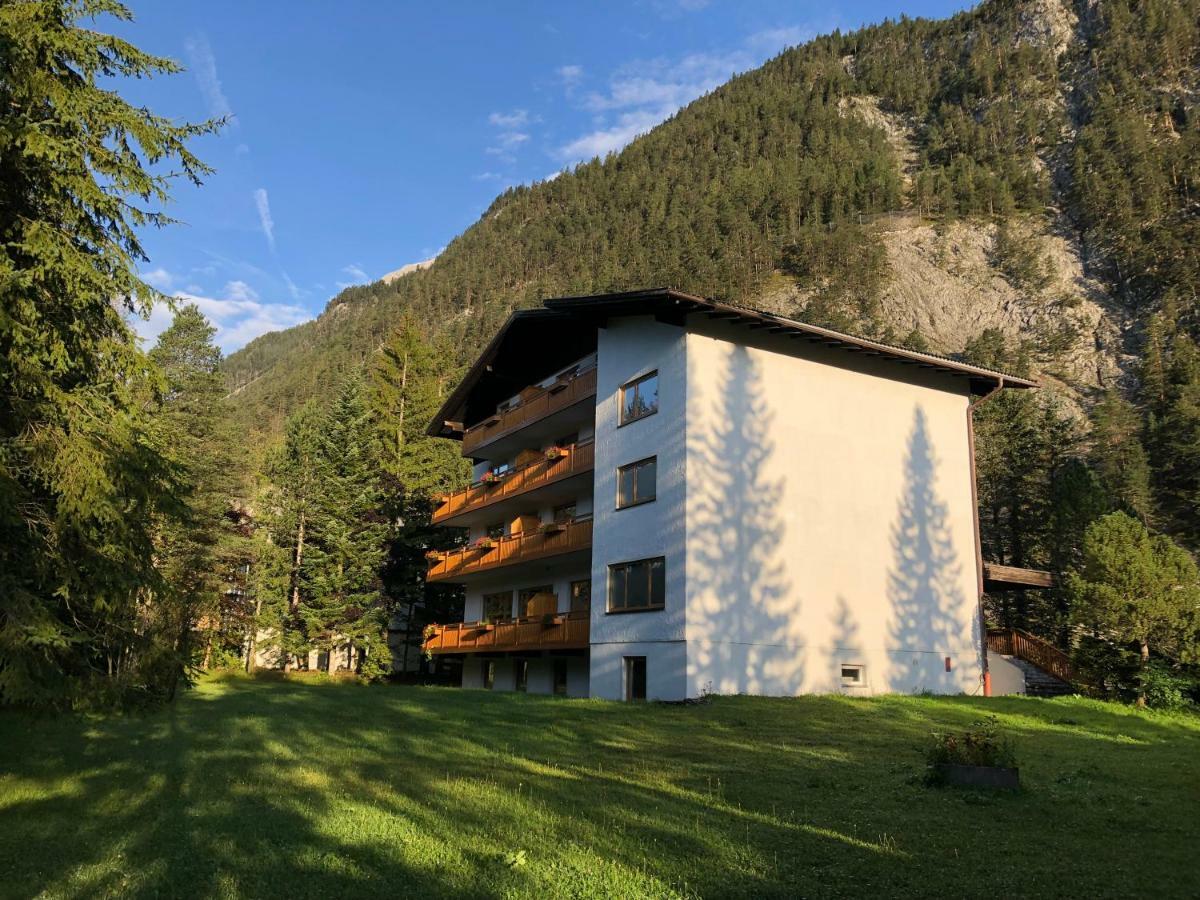 Karwendel-Lodge シャルニッツ エクステリア 写真